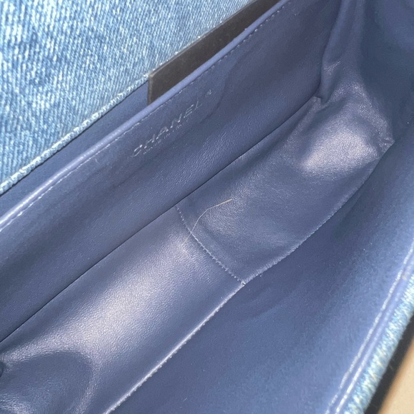 CHANEL Blue Denim Boy Flap Bag Meduim size - Picture 6 of 10
